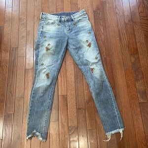 Embroidered size 00 Lucky Brand jeans